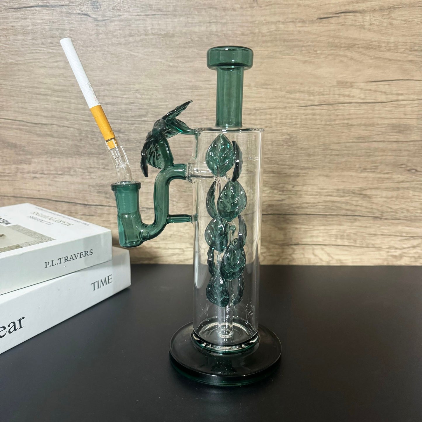 High-grade leaf-shaped hookah