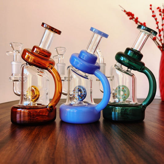 Bottle shaped hookah